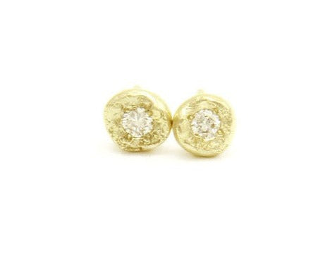 Gold nuggets and diamonds earrings