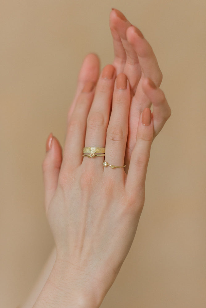 Flowermoon two gold nuggets ring with cognac diamond