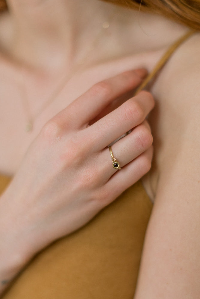 Flowermoon gold nugget ring with black diamond and pink topaz